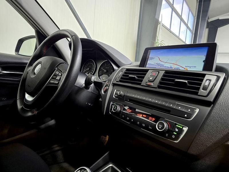 Gebraucht BMW 120 Sport Line 184 PS (135 kW) 2012 Grau Kleinwagen