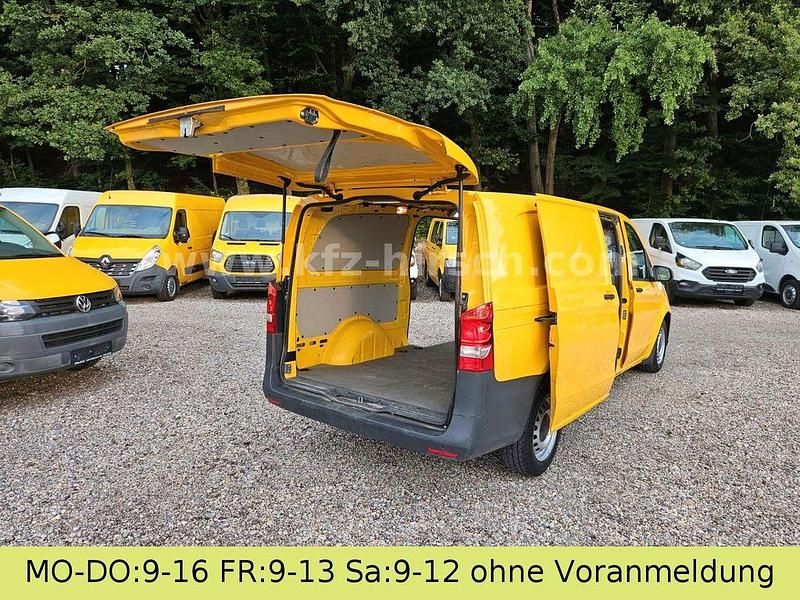 Gebraucht Mercedes Vito 102 PS (75 kW) 2021 Gelb Van