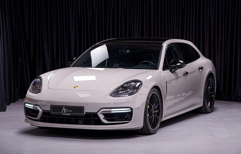 Grau Gebraucht 2022 Porsche Panamera S E-Hybrid Platinum Edition Limousine | 80.990 € (Fairer Preis) - Bild 1/4