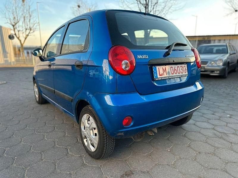 Gebraucht Chevrolet Matiz 52 PS (38 kW) 2010 Blau Kleinwagen