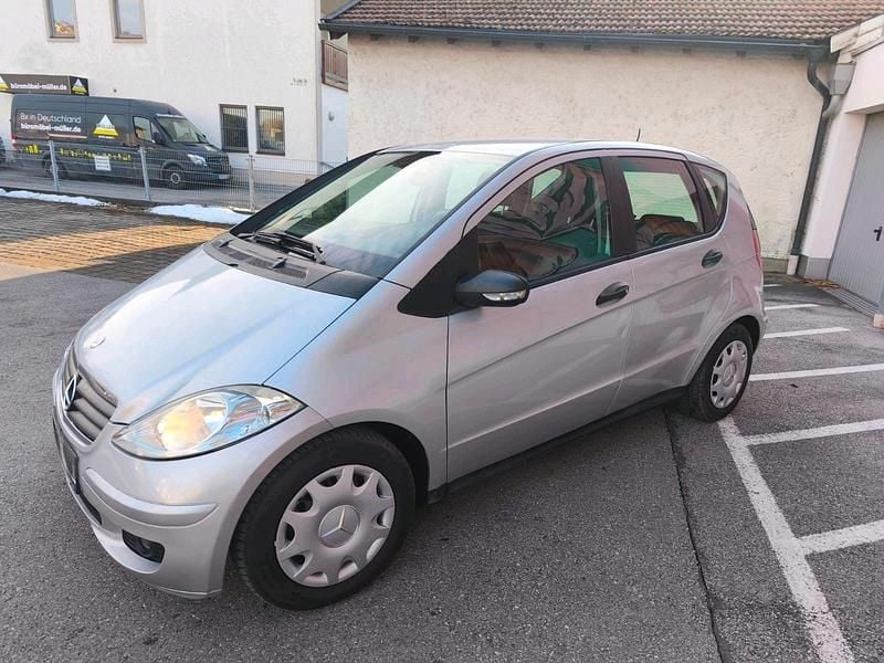 Silber Gebraucht 2008 Mercedes A160 Limousine | 2.490 € (Guter Preis) - Bild 1/4