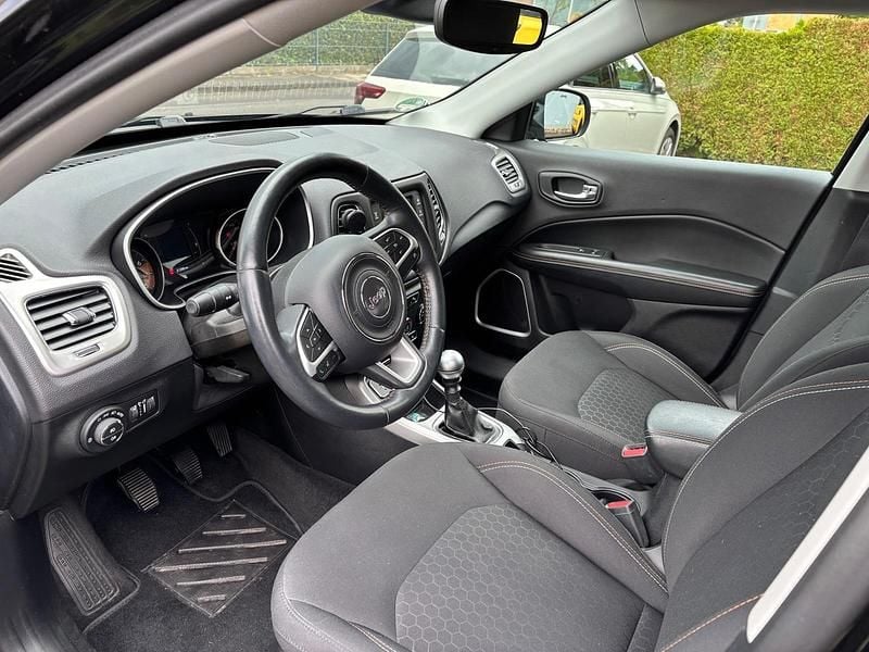 Gebraucht Jeep Compass 140 PS (102 kW) 2019 Schwarz SUV