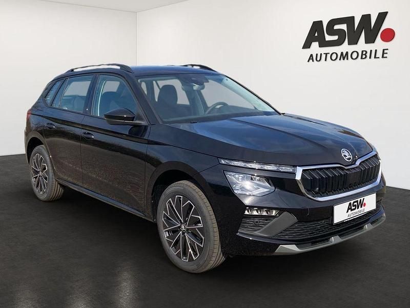 Neu Skoda Kamiq 116 PS (85 kW) 2025 Blackmagic perleffekt SUV
