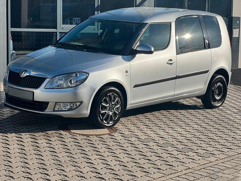 Gebraucht Skoda Roomster Comfort 86 PS (63 kW) 2010 Silber Van / Kleinbus
