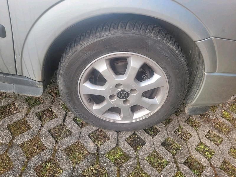 Gebraucht Opel Astra 101 PS (74 kW) 2002 Silber Kombi
