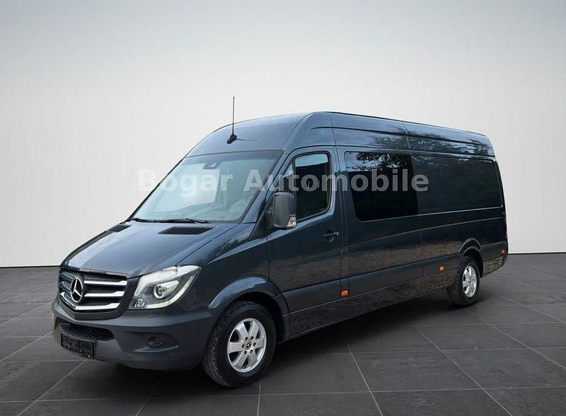 Gebraucht Mercedes Sprinter 190 PS (139 kW) 2018 Tenoritgrau metallic Van