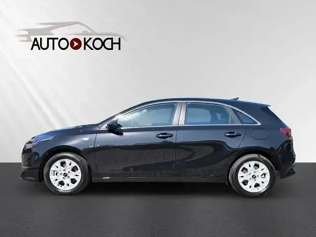 Gebraucht Kia Ceed Vision 140 PS (102 kW) 2024 (1k) zilinaschwarz met. Kleinwagen