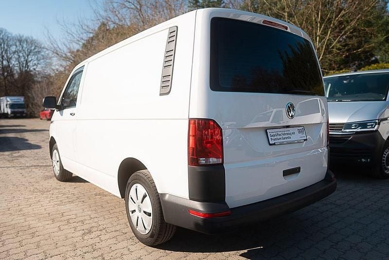 Gebraucht VW T6.1 150 PS (110 kW) 2021 Weiß Van