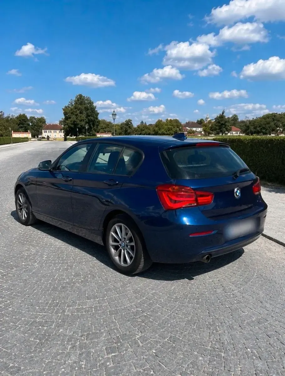 Gebraucht BMW 116 Sport Line 109 PS (80 kW) 2019 Blau Kleinwagen