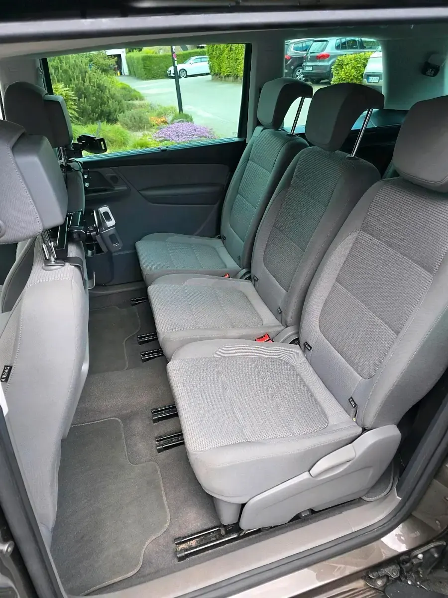 Gebraucht VW Sharan 150 PS (110 kW) 2016 Braun Van / Kleinbus