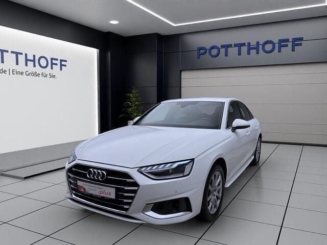 Weiss Gebraucht 2022 Audi A4 Advanced Limousine | 28.750 € (Guter Preis) - Bild 1/4