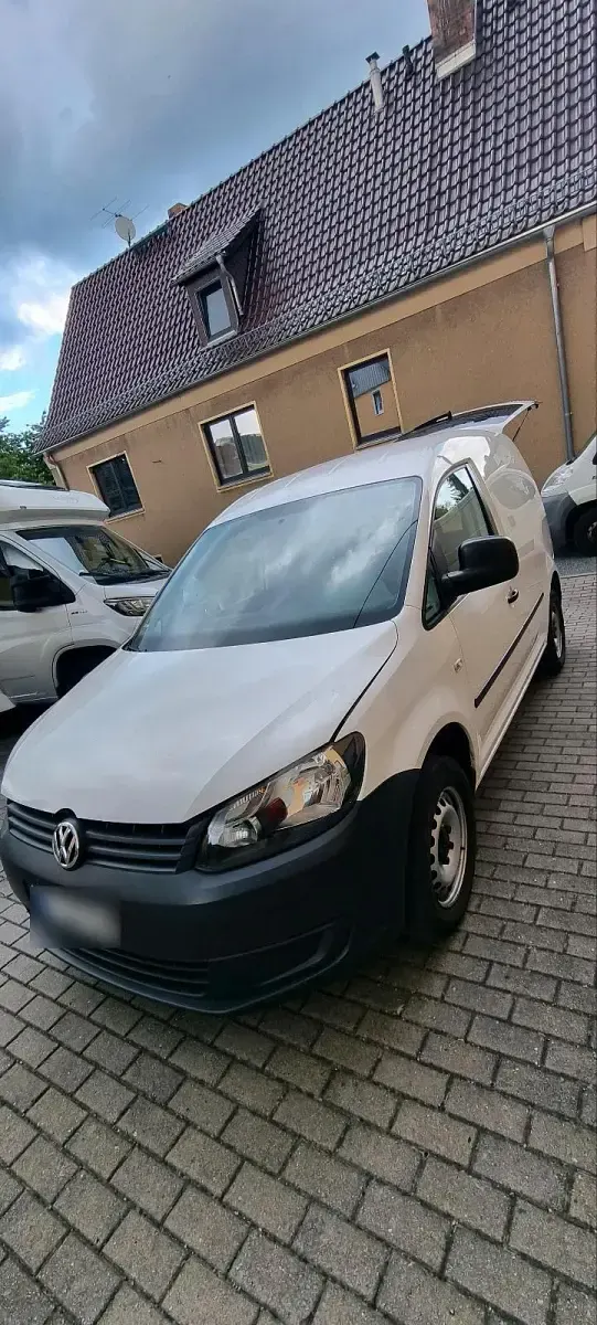 Gebraucht VW Caddy 75 PS (55 kW) 2012 Weiß Van / Kleinbus