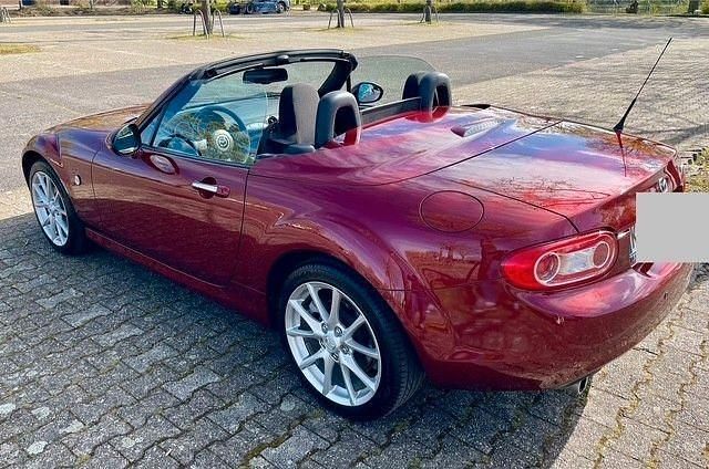 Gebraucht Mazda MX5 Center-Line 126 PS (92 kW) 2012 Rot Cabrio