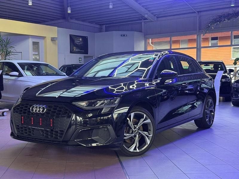 Gebraucht Audi A3 Sport 150 PS (110 kW) 2022 Schwarz Limousine