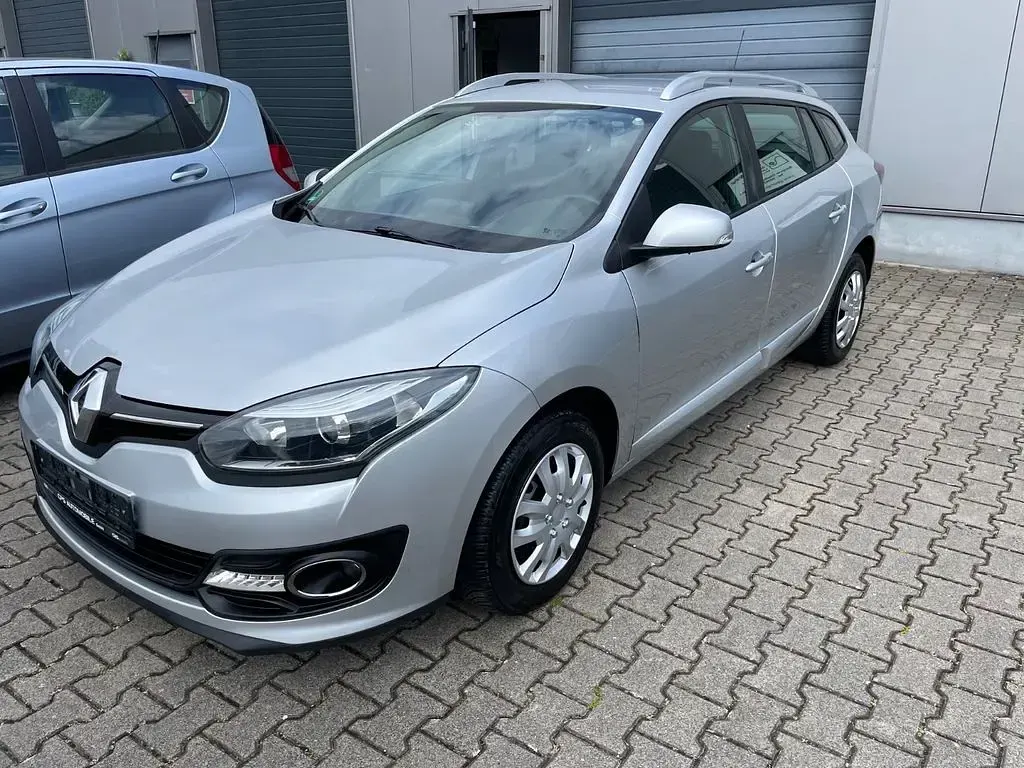Gebraucht Renault Mégane III Initiale Paris 110 PS (80 kW) 2015 Silber Limousine