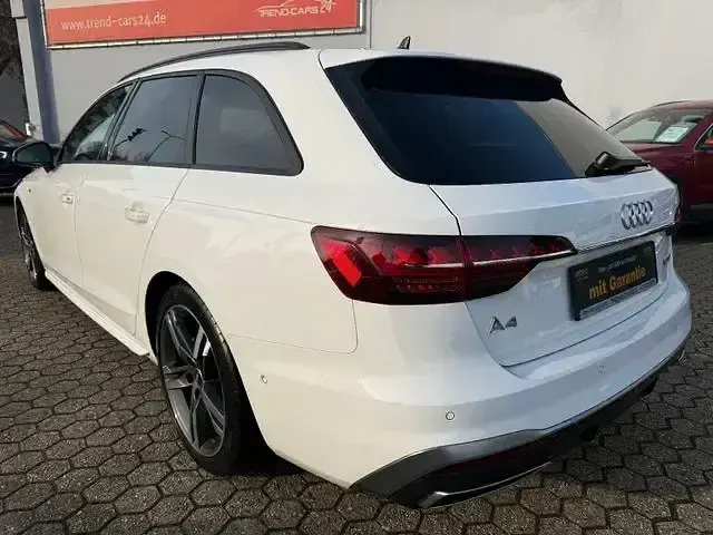 Gebraucht Audi A4 S-Line 204 PS (150 kW) 2022 Weiß Kombi