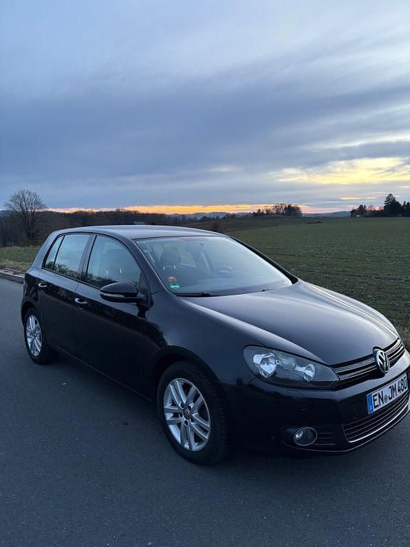 Gebraucht VW Golf VI Highline 122 PS (89 kW) 2011 Schwarz Kleinwagen