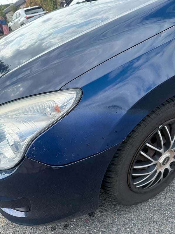 Gebraucht Hyundai i30 116 PS (85 kW) 2008 Blau Limousine