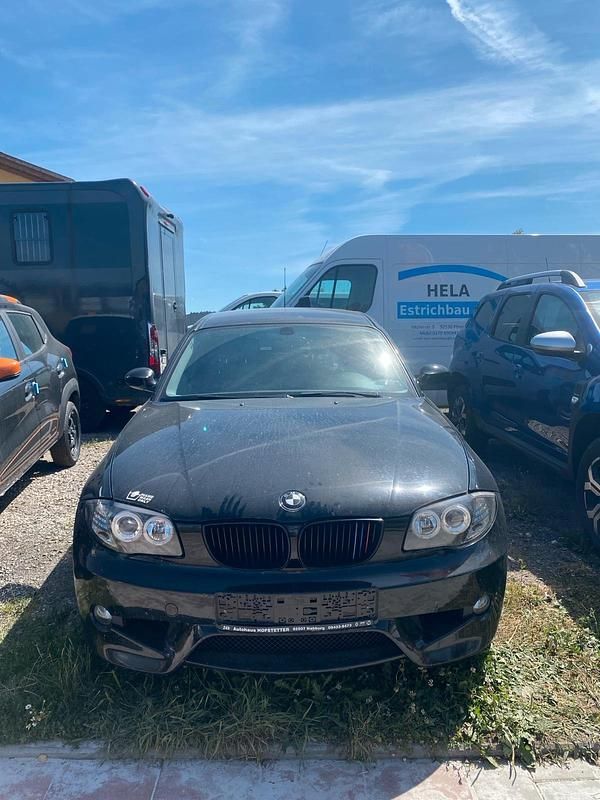 Gebraucht BMW 116 116 PS (85 kW) 2004 Schwarz Kleinwagen