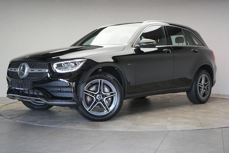Gebraucht Mercedes GLC300e AMG 211 PS (155 kW) 2020 Schwarz SUV