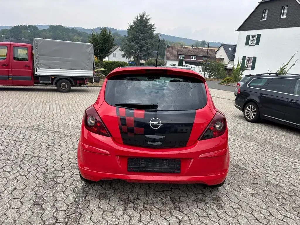 Gebraucht Opel Corsa 87 PS (63 kW) 2010 Rot Kleinwagen