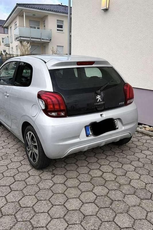 Gebraucht Peugeot 108 Allure 82 PS (60 kW) 2017 Grau Kleinwagen