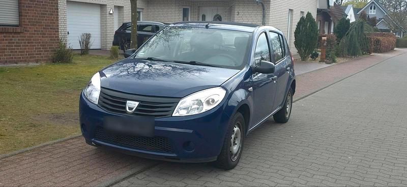 Gebraucht Dacia Sandero 75 PS (55 kW) 2009 Blau Kleinwagen
