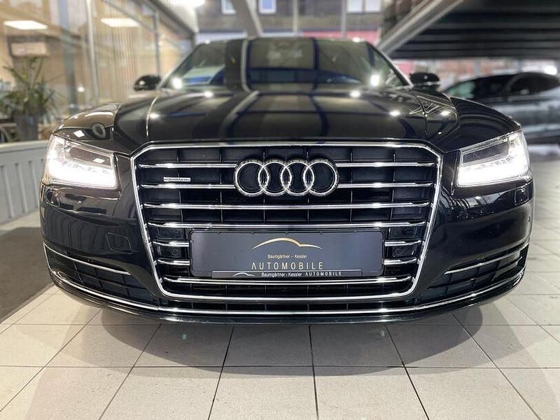 Gebraucht Audi A8 Ambiente 262 PS (192 kW) 2017 Mythosschwarz metallic Limousine