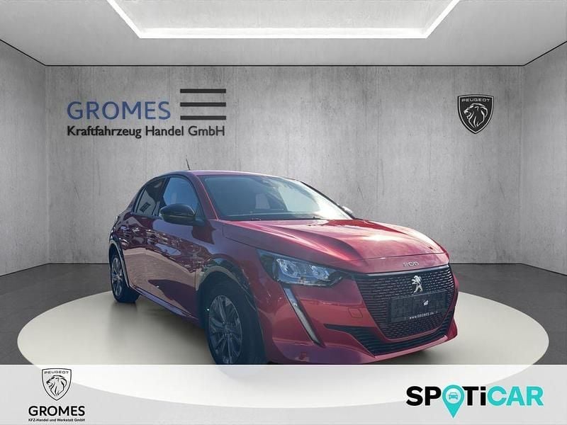 Rot Gebraucht 2023 Peugeot e-208 Allure Kleinwagen | 22.590 € (Fairer Preis) - Bild 1/4