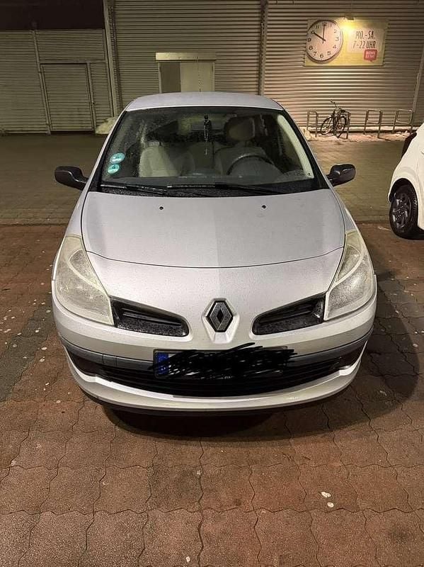 Gebraucht Renault Clio II Expression 75 PS (55 kW) 2006 Limousine