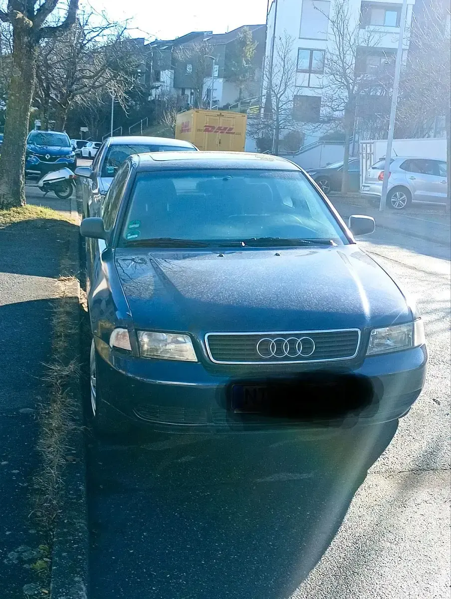 Gebraucht Audi A4 1995 Blau Limousine