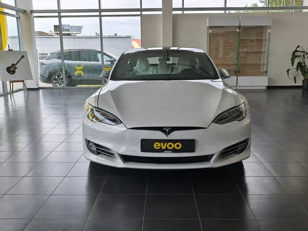 Gebraucht Tesla Model S 584 kW (795 PS) 2019 Weiß Kleinwagen