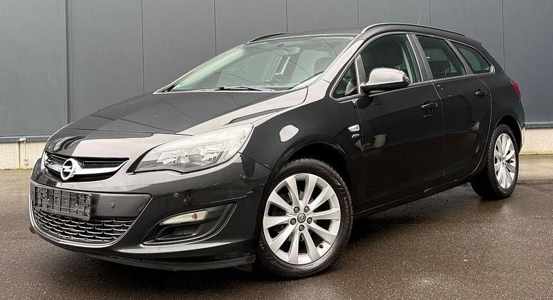 Gebraucht Opel Astra Active 140 PS (102 kW) 2013 Schwarz Kombi