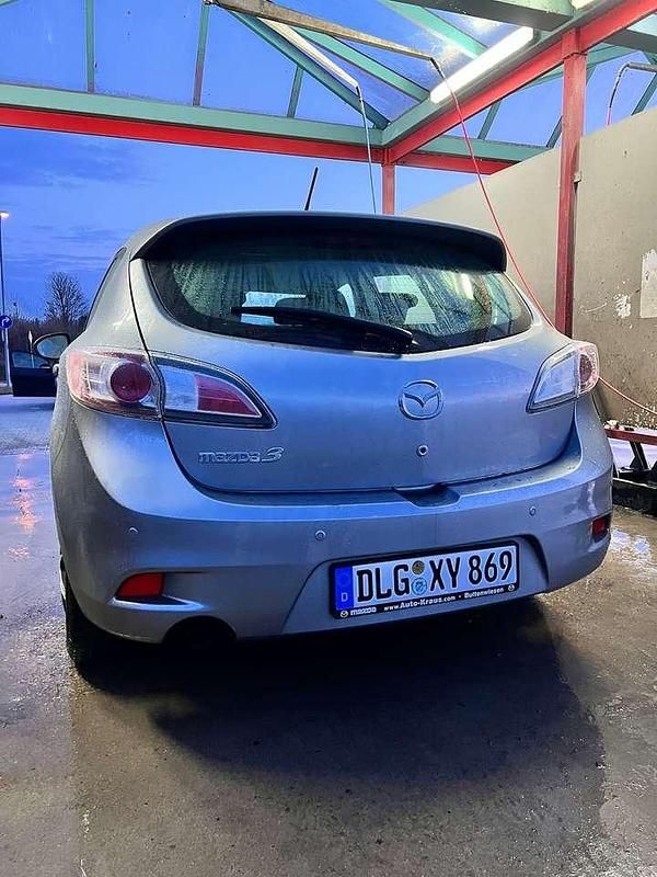Second-hand Mazda 3 Edition 105 CP (77 kW) 2013 Gri Hatchback