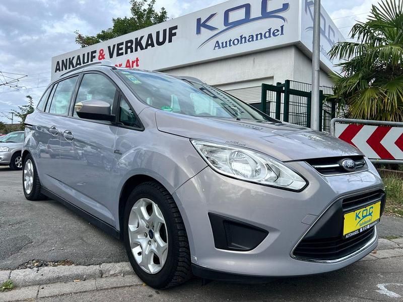 Grau Gebraucht 2011 Ford Grand C-Max Trend Van / Kleinbus | 5.900 € (Etwas zu teuer) - Bild 1/4