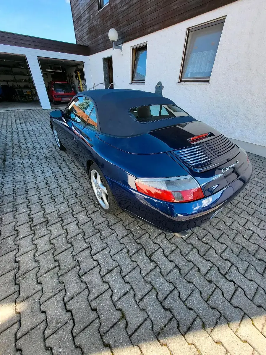 Gebraucht Porsche 911 300 PS (220 kW) 2000 Blau Cabrio