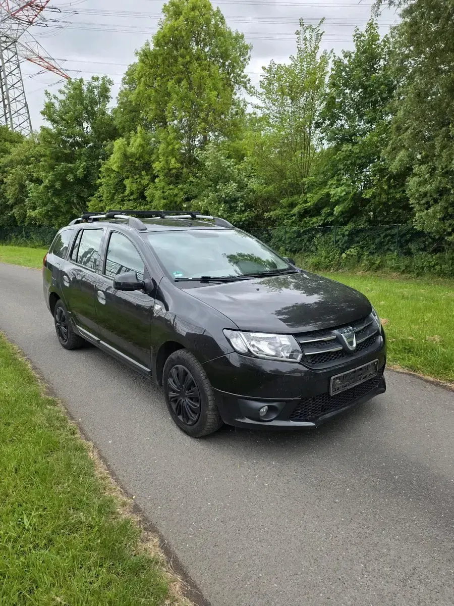 Gebraucht Dacia Logan 90 PS (66 kW) 2016 Schwarz Kombi