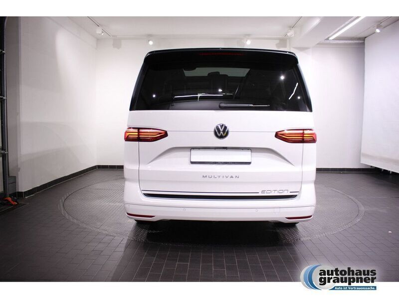 Neu VW Multivan Life 150 PS (110 kW) 2025 Weiß Van / Kleinbus