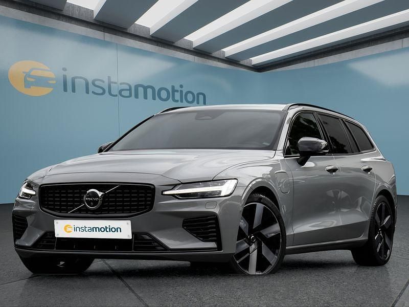 Grau Gebraucht 2024 Volvo V60 Kombi | 49.199 € (Teuer) - Bild 1/4