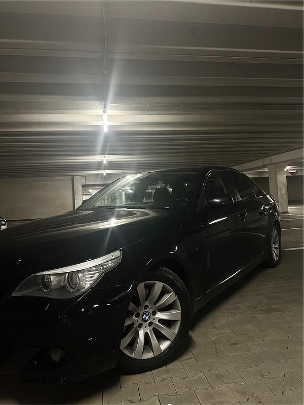 Gebraucht BMW 525 197 PS (144 kW) 2007 Schwarz Limousine