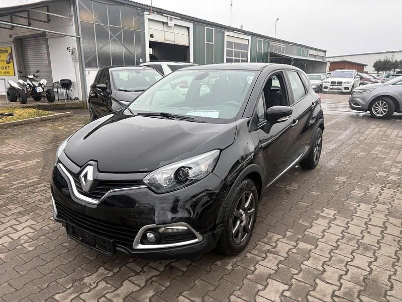 Gebraucht Renault Captur Dynamique 90 PS (66 kW) 2015 Sternenschwarz SUV