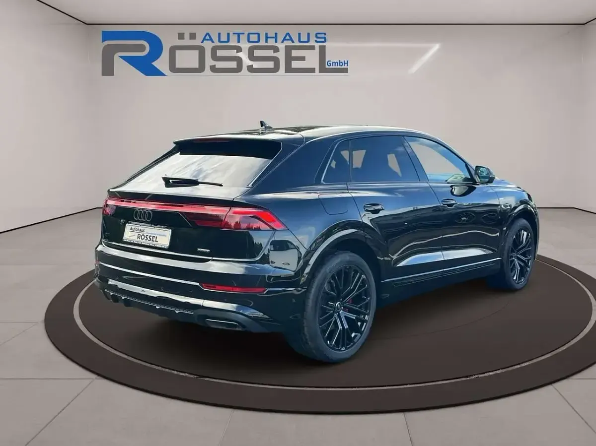 Neu Audi Q8 S-Line 286 PS (210 kW) 2026 Schwarz SUV