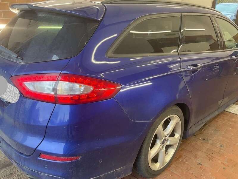 Blau Gebraucht 2018 Ford Mondeo Kombi | 15.466 € (Etwas zu teuer) - Bild 1/4