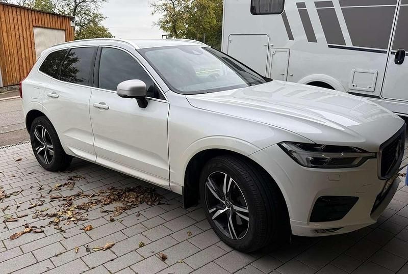 Weiß Gebraucht 2018 Volvo XC60 R-Design SUV | 25.000 € (Guter Preis) - Bild 1/4