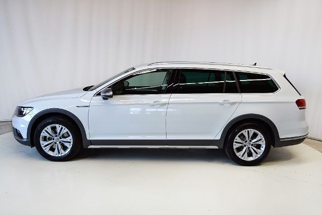 Gebraucht VW Passat Alltrack 150 PS (110 kW) 2016 Weiß Kombi