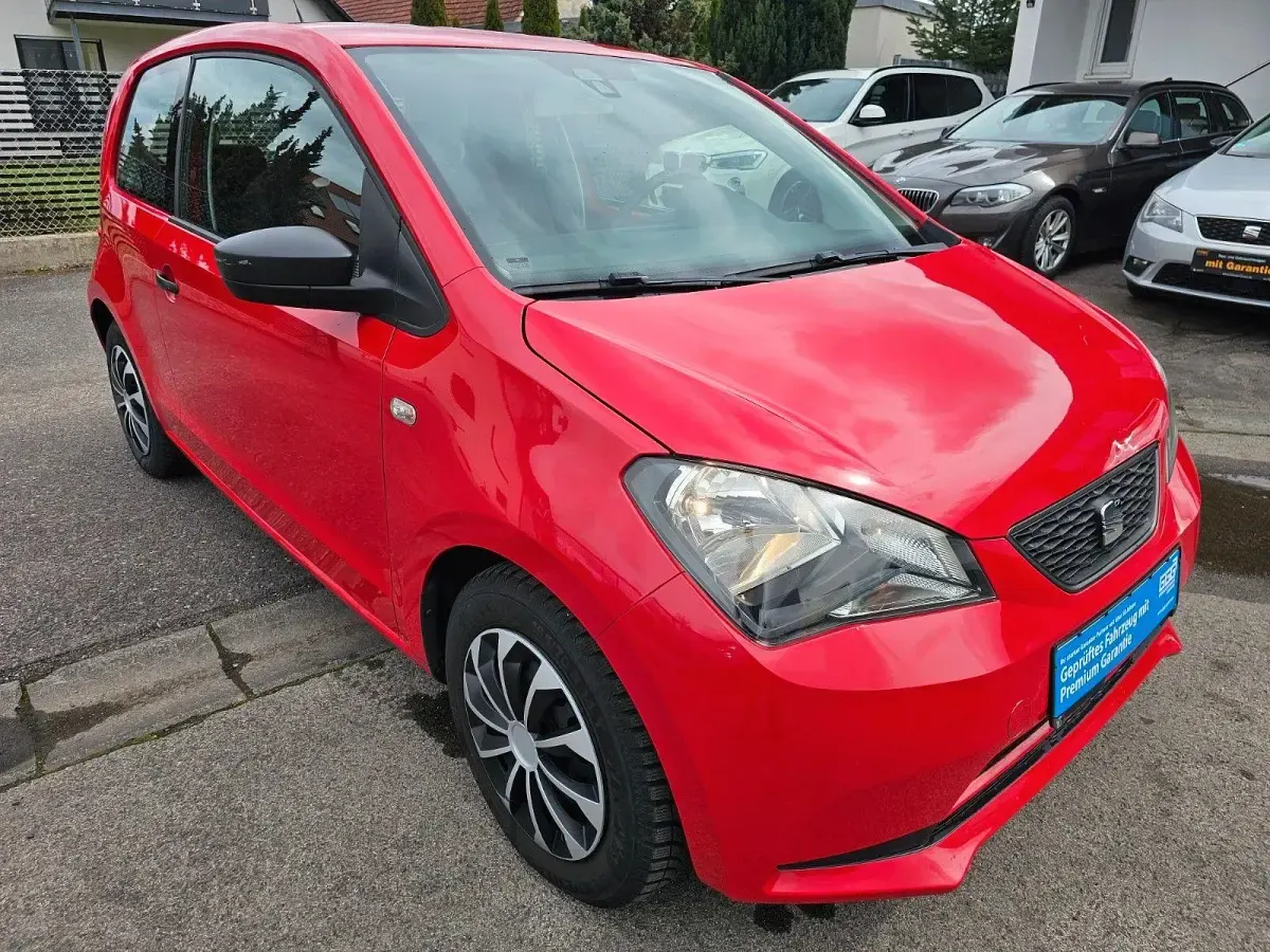 Używany Seat Mii Reference 60 KM (44 kW) 2012 Czerwony Hatchback