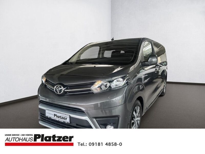 Grau Gebraucht 2022 Toyota Proace Verso Kombi | 33.980 € (Superpreis) - Bild 1/4