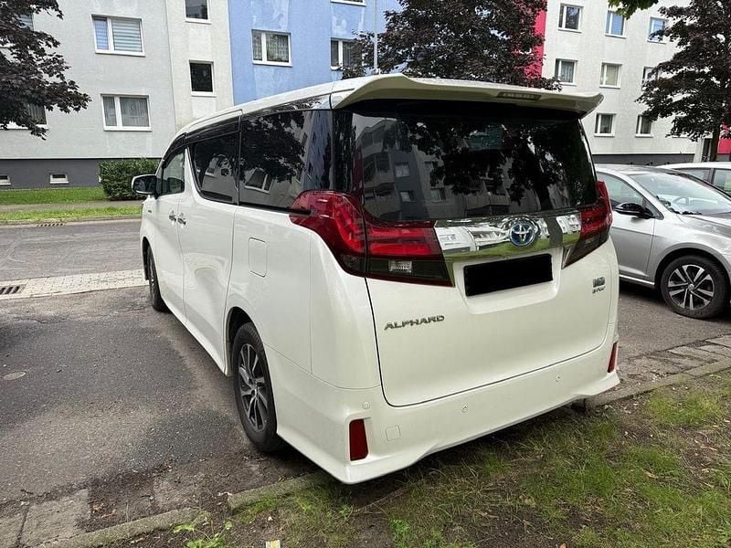 Second-hand Toyota Alphard 204 CP (150 kW) 2015 Alb Monovolum