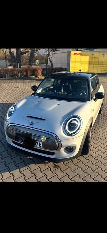 Gebraucht Mini Cooper SE 136 kW (185 PS) 2020 Silber Kleinwagen