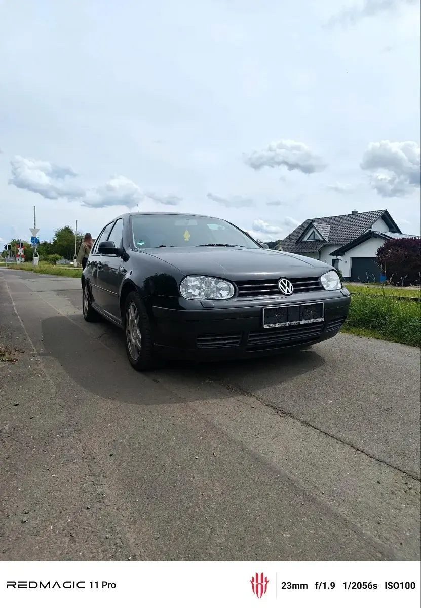 Gebraucht VW Golf IV 125 PS (91 kW) 1999 Schwarz Kleinwagen